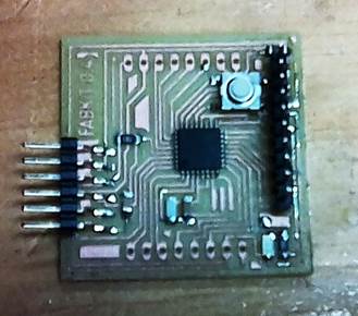 Descripci�n: C:\Users\Rafael\Documents\Fa_Lab\Fab_Academy\Documentation\Final_Project\electronics\IMG_20180608_144244.jpg