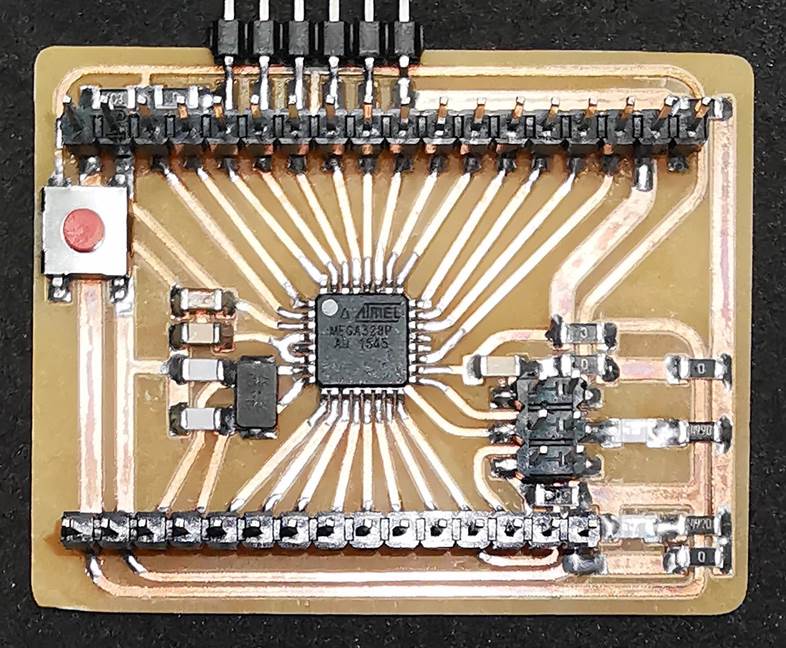 A circuit board

Description automatically generated