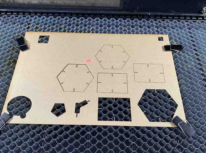 Cut version on machine