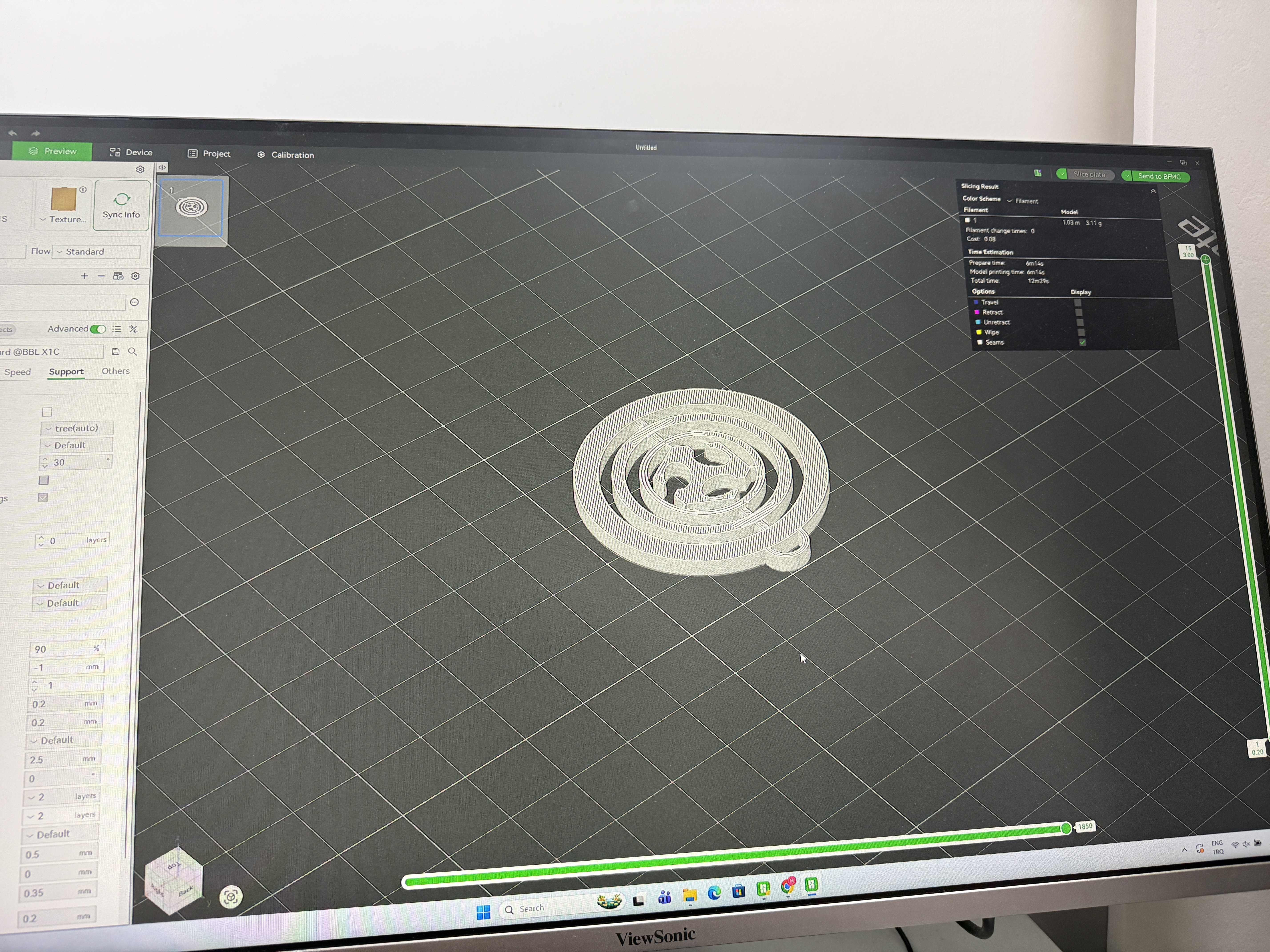 Sliced ornament in the slicer